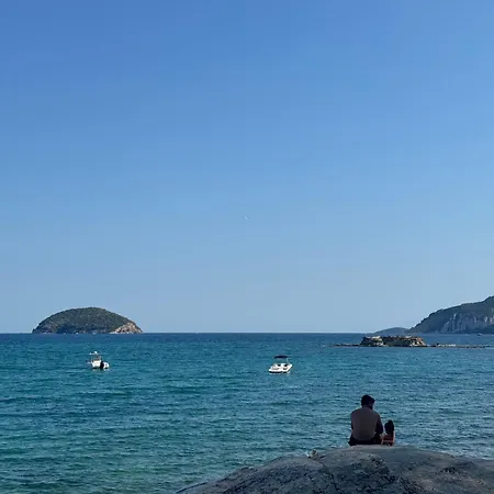 Kyma Seaside *